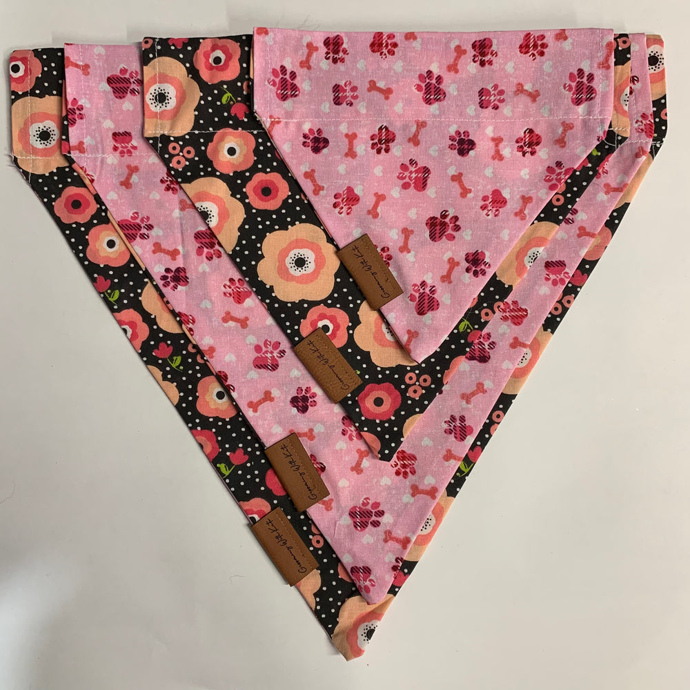 
            
                Load image into Gallery viewer, Pretty in Pink Bandana
            
        